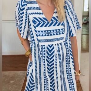 Old Navy Jacquard blue and white pattern dress | medium